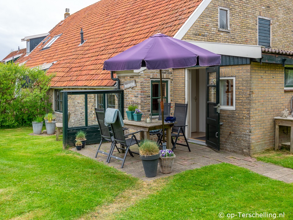 Hossestal, Solo reizen aan de Friese kust